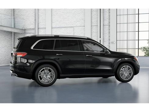 New 2026 Mercedes-Benz GLS 450 4MATIC image 18