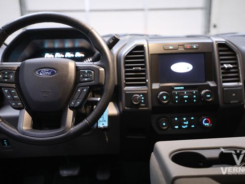 Used 2019 Ford F150 XLT w/ Equipment Group 301A Mid image 8