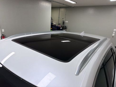 Used 2019 Cadillac XT4 Premium Luxury FWD image 9