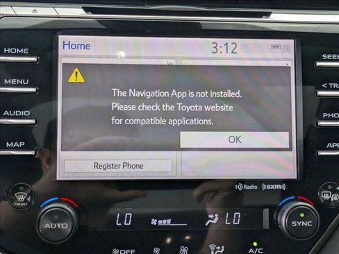 Used 2019 Toyota Camry XSE FWD image 15