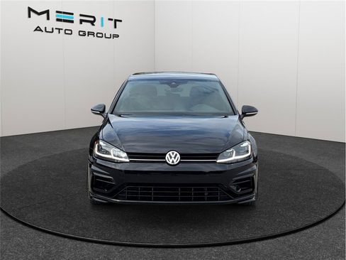 Used 2019 Volkswagen Golf R 4-Door image 3