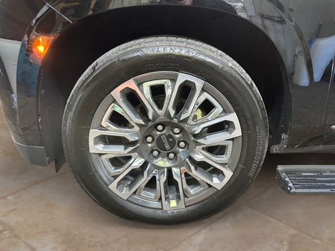 Certified 2024 GMC Yukon Denali Ultimate AWD/4WD image 22