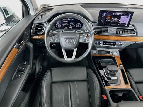 Certified 2023 Audi Q5 2.0T Premium Plus w/ Premium Plus Package AWD/4WD image 21