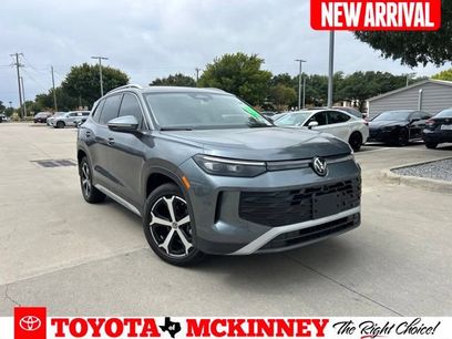 Used 2025 Volkswagen Tiguan SE