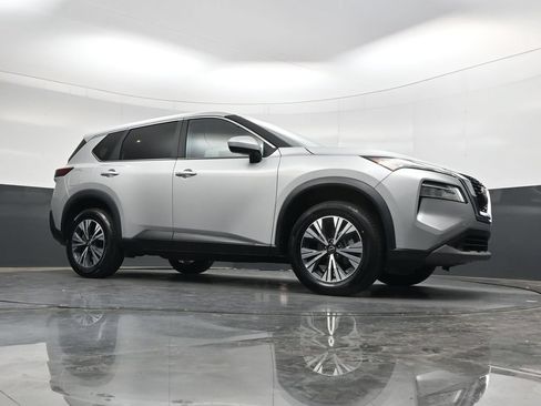 Used 2023 Nissan Rogue SV AWD/4WD image 31