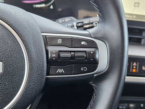 Certified 2024 Kia Sportage EX image 28