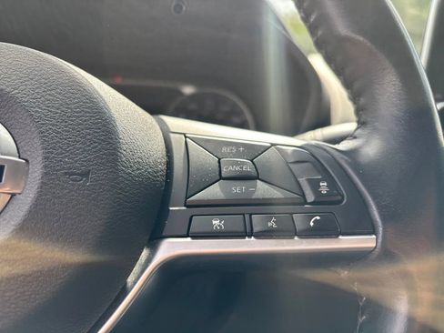 Used 2021 Nissan Sentra SV FWD image 15