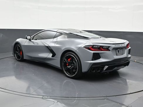 Used 2024 Chevrolet Corvette Stingray Preferred Cpe w/ 2LT RWD image 3