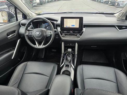 Certified 2024 Toyota Corolla Cross XLE w/ Convenience Package AWD/4WD image 14