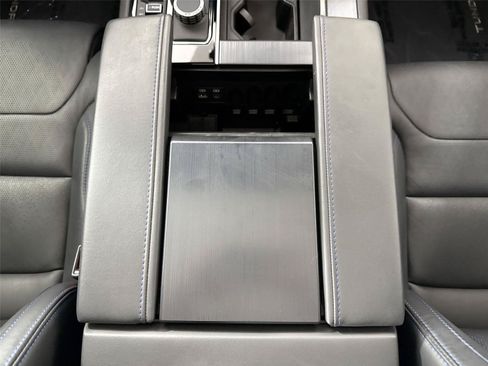 Used 2023 Toyota Tundra Platinum AWD/4WD image 36