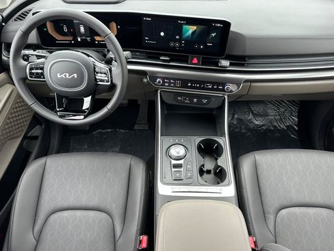 New 2026 Kia Carnival LXS image 13