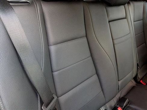 Used 2023 Mercedes-Benz GLE 350 image 17