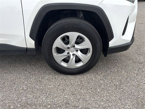 Used 2024 Toyota RAV4 LE image 9