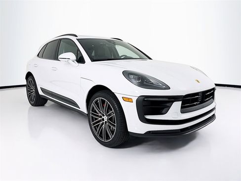 New 2026 Porsche Macan S image 7