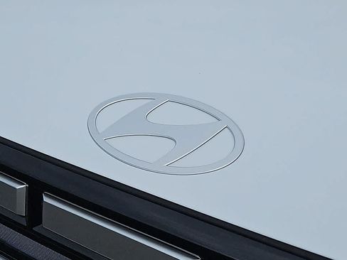 Used 2026 Hyundai Santa Fe SE FWD image 30
