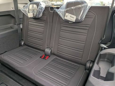 Used 2023 Volkswagen Tiguan S image 14