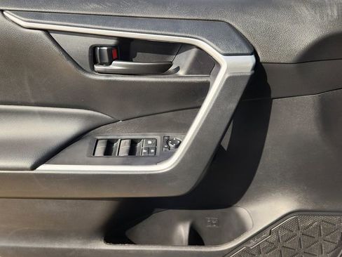 Used 2024 Toyota RAV4 LE AWD/4WD image 17