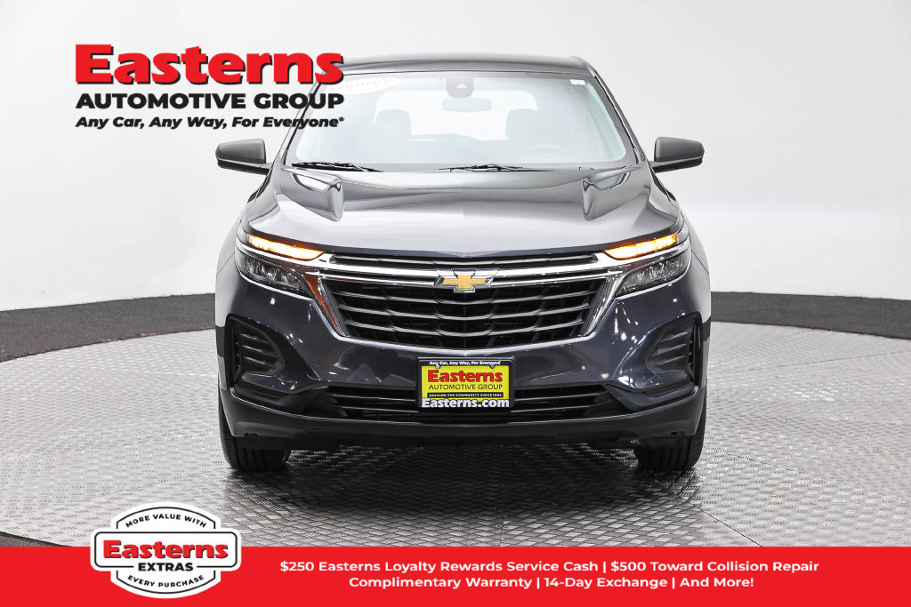 Used 2022 Chevrolet Equinox LS w/ LPO, Floor Liner Package AWD/4WD image 3