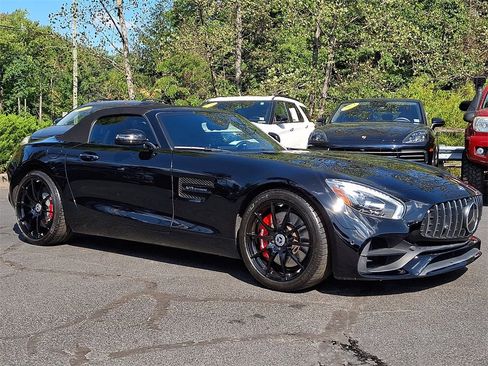 Used 2018 Mercedes-Benz AMG GT Roadster w/ Lane Tracking Package image 2