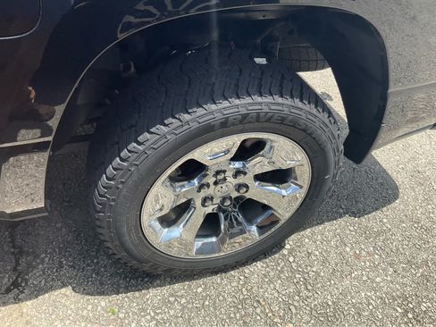 Used 2022 RAM 1500 Big Horn AWD/4WD image 18