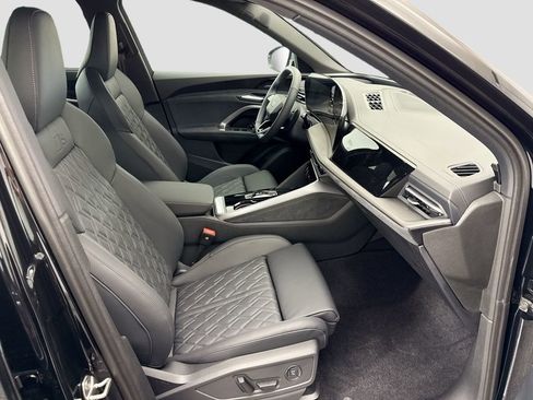 New 2025 Audi SQ5 Premium Plus image 19