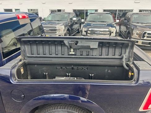 Used 2017 RAM 1500 Laramie w/ Convenience Group AWD/4WD image 14