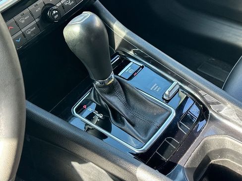 Used 2023 Jeep Compass Latitude w/ Convenience Group image 19