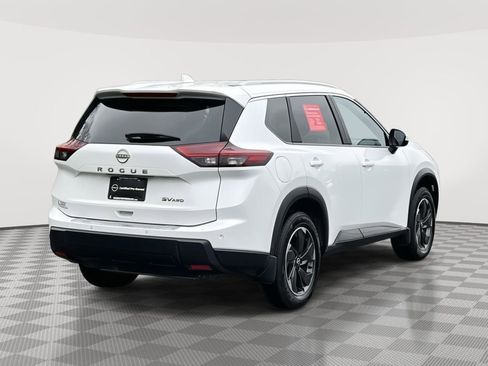 Used 2024 Nissan Rogue SV w/ SV Premium Package AWD/4WD image 5