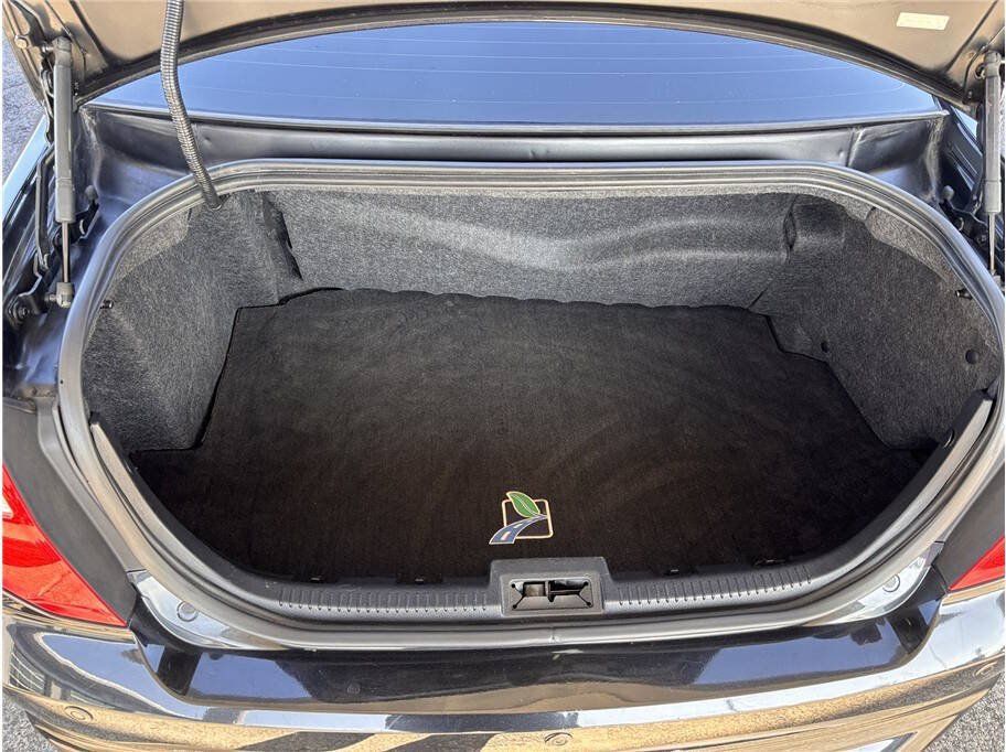 Used 2012 Ford Fusion Hybrid FWD image 19