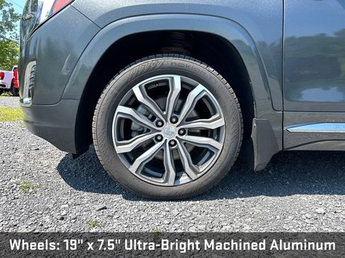 Certified 2020 GMC Terrain Denali w/ Denali Premium Package AWD/4WD image 29