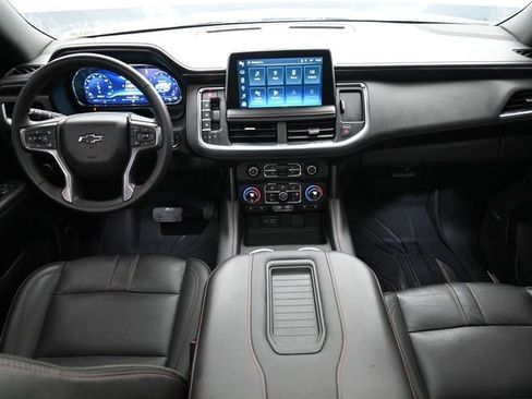 Used 2023 Chevrolet Suburban RST w/ Sport Performance Package image 27