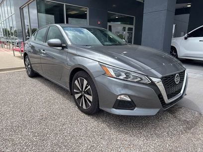 Certified 2021 Nissan Altima 2.5 SV