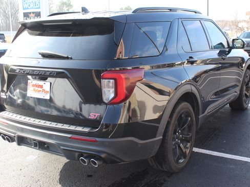 Used 2020 Ford Explorer ST w/ ST Street Pack image 6
