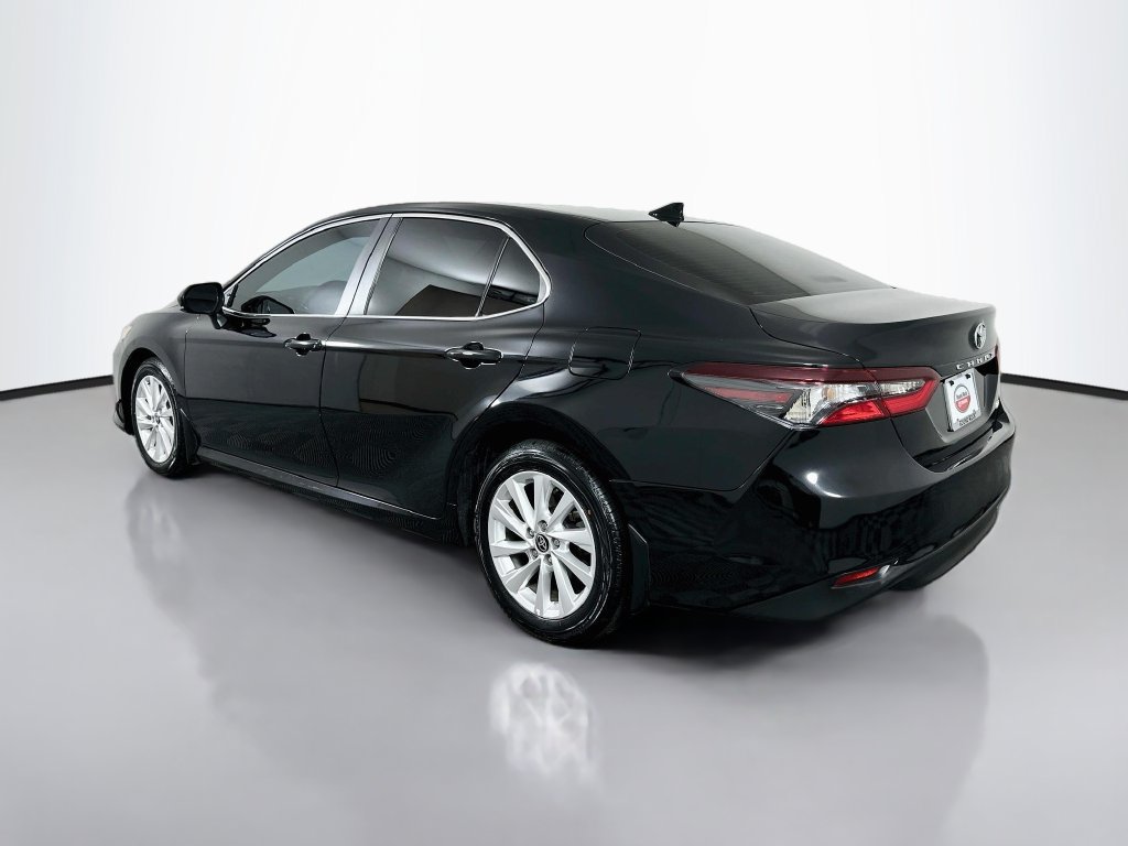 Used 2024 Toyota Camry LE FWD image 7