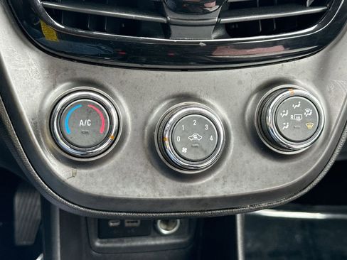 Used 2020 Chevrolet Spark ACTIV image 16