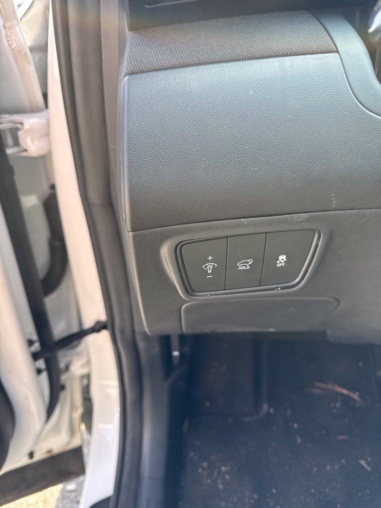 Certified 2024 Hyundai Tucson SEL w/ Convenience Package FWD image 2