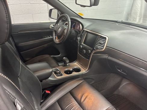 Used 2015 Jeep Grand Cherokee Limited AWD/4WD image 7