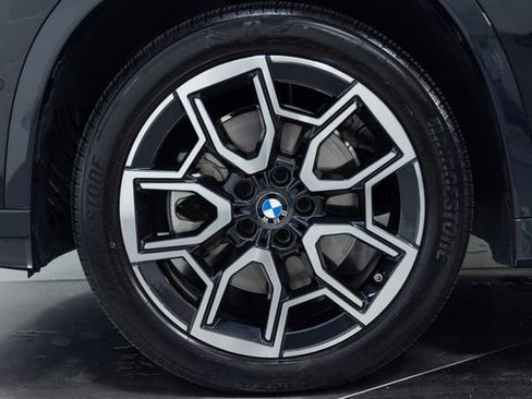 Used 2025 BMW X1 xDrive28i w/ Technology Package AWD/4WD image 27