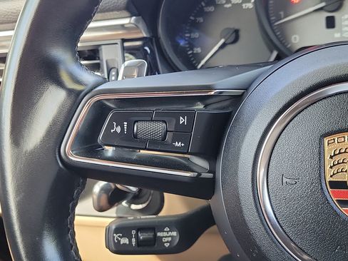 Used 2024 Porsche Macan S AWD/4WD image 19