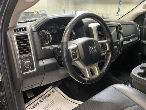 Used 2018 RAM 1500 Laramie image 25