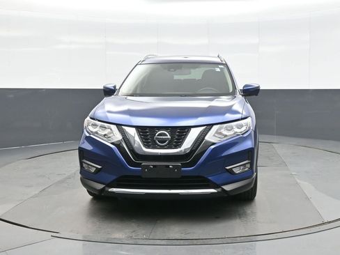Used 2019 Nissan Rogue SL w/ Premium Package image 2