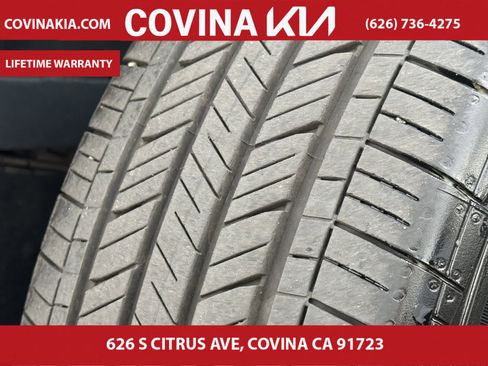 Certified 2025 Kia Sportage EX image 29