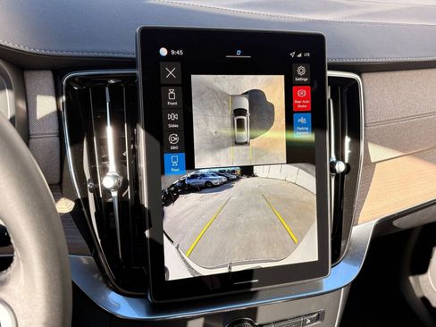 New 2026 Volvo XC90 B6 Ultra image 31