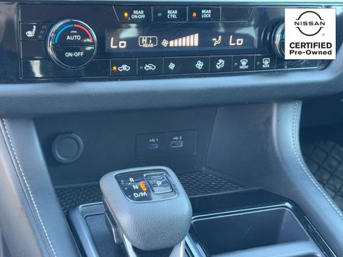 Certified 2024 Nissan Pathfinder SV image 27