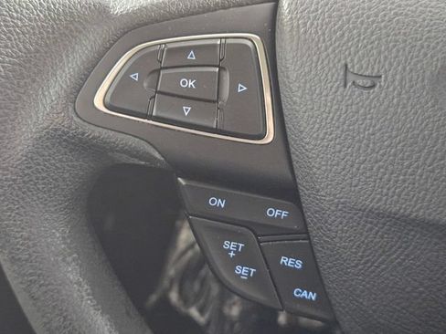 Used 2018 Ford Focus SE FWD image 26