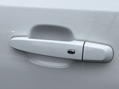 Used 2022 GMC Acadia AT4 w/ Technology Package image 37