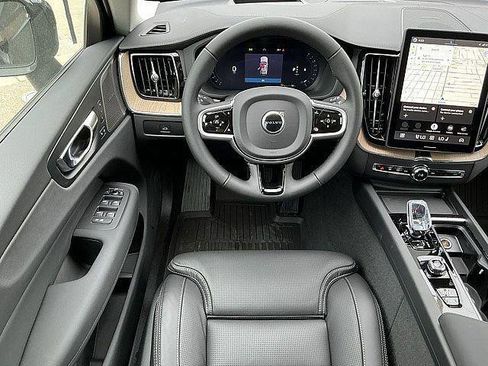 New 2026 Volvo XC60 B5 Ultra w/ Protection Package Premier AWD/4WD image 5