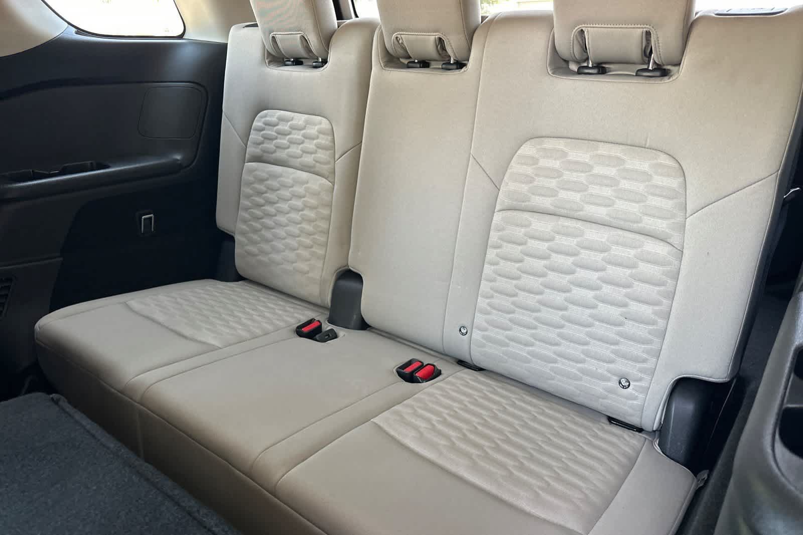 Certified 2022 Nissan Pathfinder SV FWD image 17