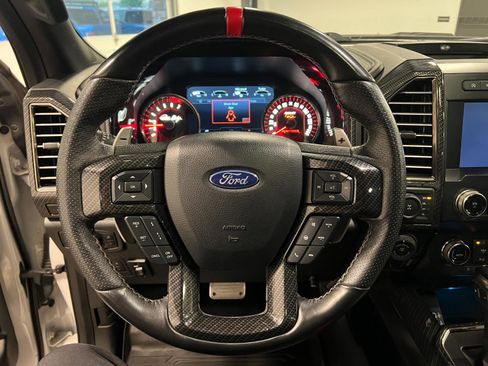 Used 2019 Ford F150 Raptor w/ Equipment Group 802A Luxury AWD/4WD image 11