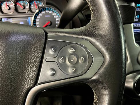 Used 2018 Chevrolet Tahoe LT w/ Luxury Package image 12